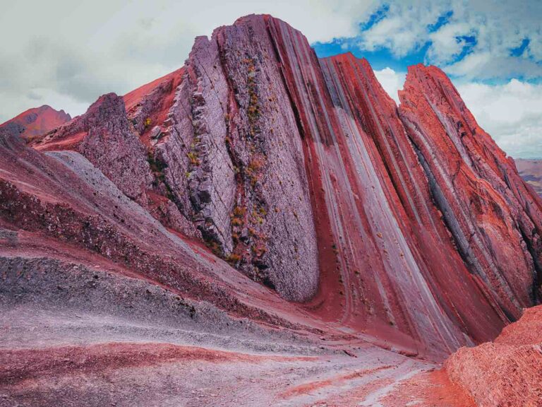 Regenbogenberg in Peru, der Pallay Punchu
