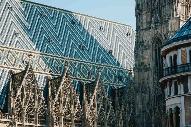 Dach des Stephansdom in Wien
