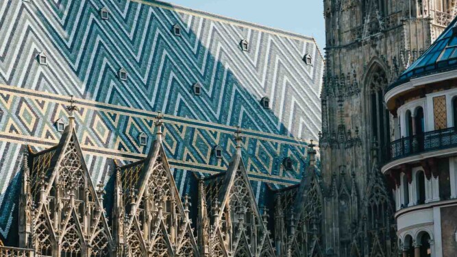 Dach des Stephansdom in Wien